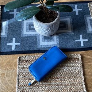 Cold Haan leather wallet GUC